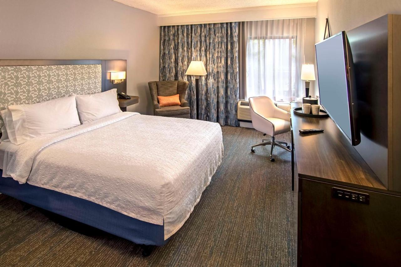 Hampton Inn & Suites Fairfield Fairfield  Zewnętrze zdjęcie